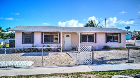 7940 Tuna Dr, Marathon, FL 33050 photo 1