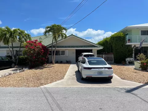 320 9th St #KEY colony, Key Colony Beach, FL 33051 photo 2