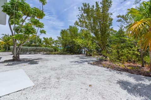 712 E Copa D Oro, Marathon, FL 33050 photo 10