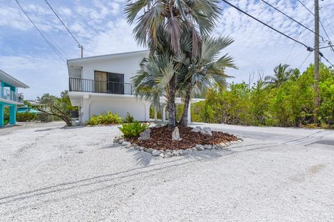 712 E Copa D Oro, Marathon, FL 33050 photo 8
