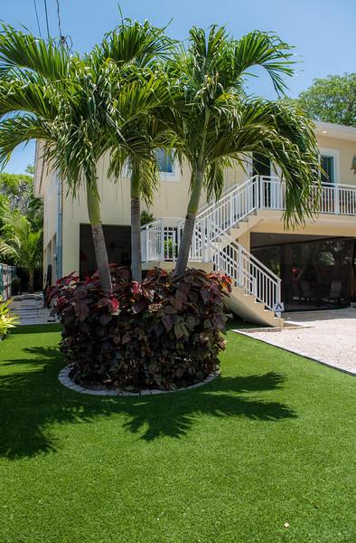 412 Coconut Dr, Key Largo, FL 33037 photo 3