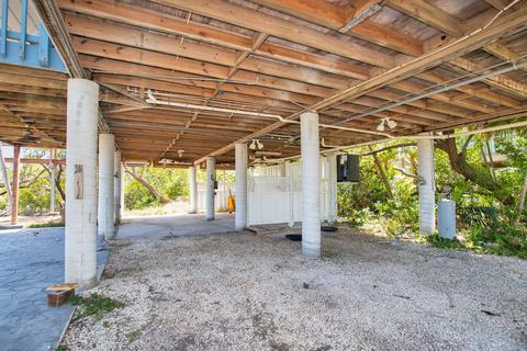 374 Pecan Ave, Marathon, FL 33050 photo 18