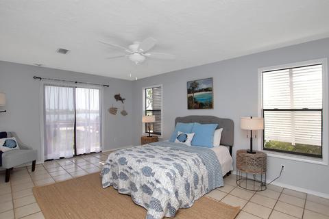 374 Pecan Ave, Marathon, FL 33050 photo 9