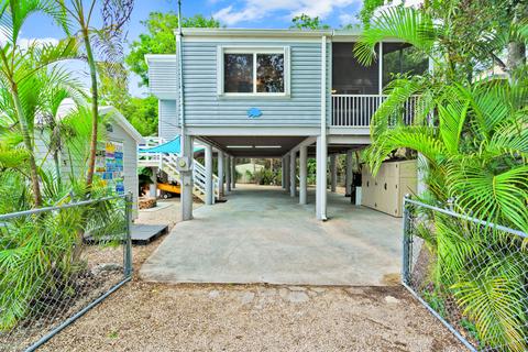 239 Lignumvitae Dr, Key Largo, FL 33037 photo 7