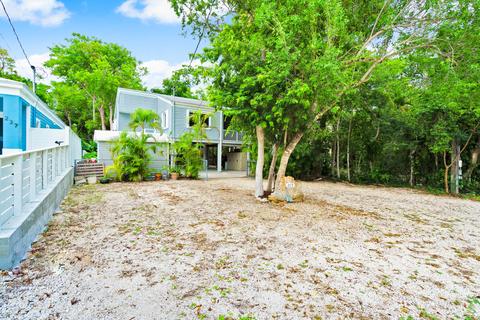 239 Lignumvitae Dr, Key Largo, FL 33037 photo 5