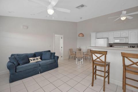 200 3rd St, Key Colony, FL 33051 photo 4