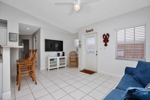 200 3rd St, Key Colony, FL 33051 photo 6