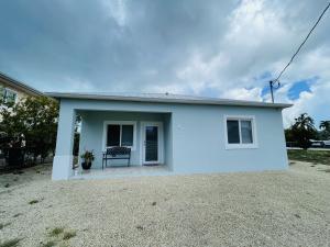 47 Orange Dr, Key Largo, FL 33037 photo 2