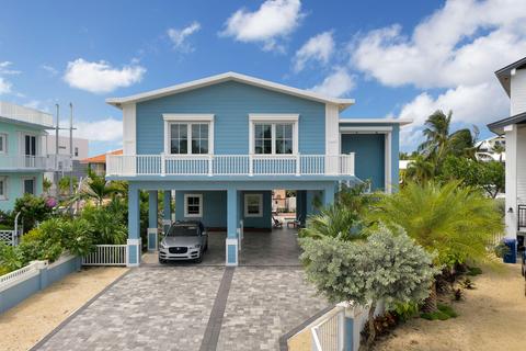 184 Corrine Pl, Key Largo, FL 33037 photo 1