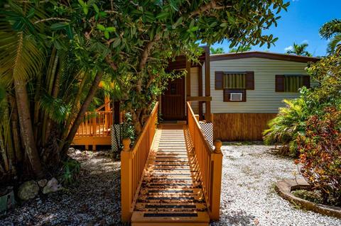 320 Avenue E, Key West, FL 33040 photo 2