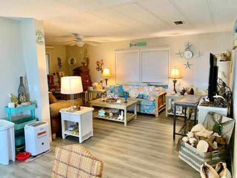 827 S Ruby Dr, Key Largo, FL 33037 photo 4