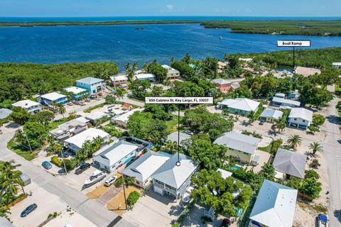 650 Cabrera St, Key Largo, FL 33037 photo 3