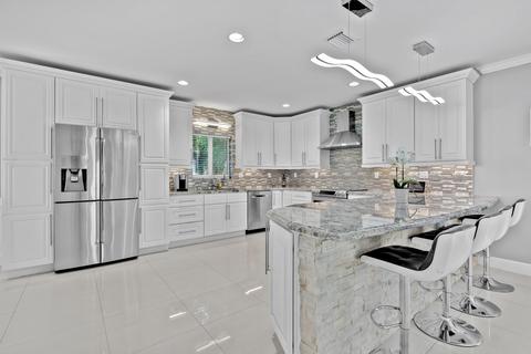 650 Cabrera St, Key Largo, FL 33037 photo 9