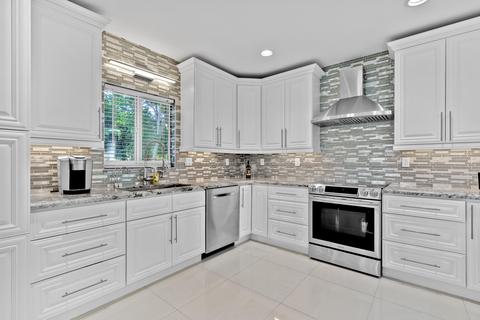 650 Cabrera St, Key Largo, FL 33037 photo 8