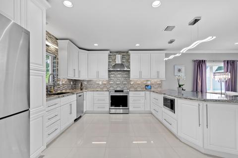 650 Cabrera St, Key Largo, FL 33037 photo 7