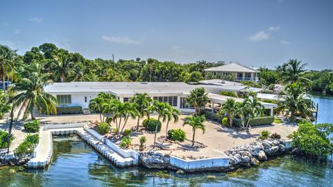7549 Gulfstream Blvd, Marathon, FL 33050 photo 2