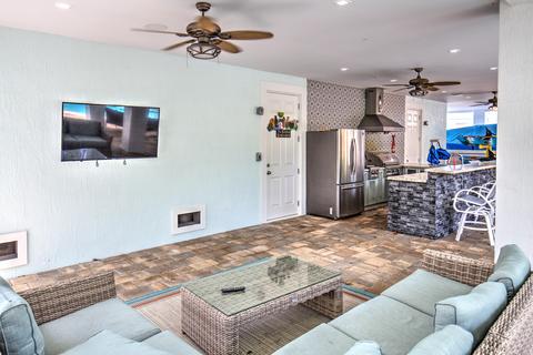 213 E Bruce Ct, Marathon, FL 33050 photo 9