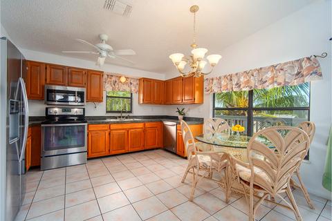 29053 Violet Dr, Big Pine Key, FL 33043 photo 6