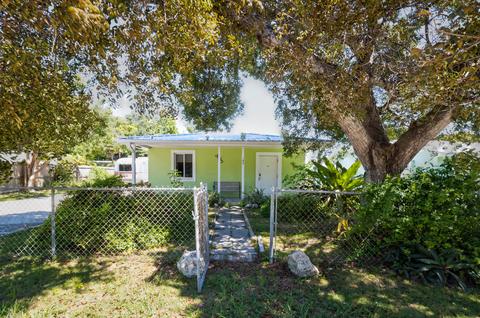 145 Harbor Dr, Key Largo, FL 33037 photo 1