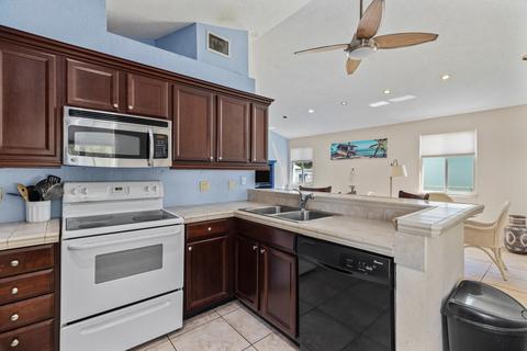 145 Harbor Dr, Key Largo, FL 33037 photo 9