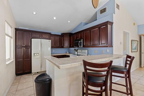 145 Harbor Dr, Key Largo, FL 33037 photo 8