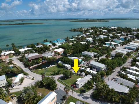 2 Palm Dr, Saddlebunch, FL 33040 photo 10
