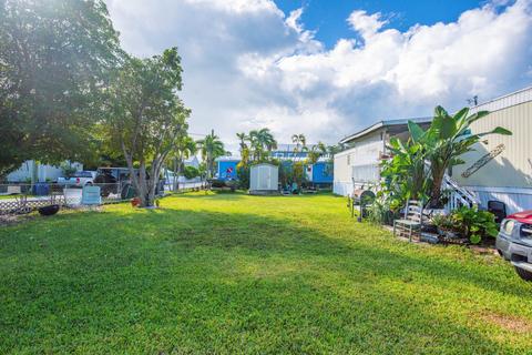 2 Palm Dr, Saddlebunch, FL 33040 photo 8