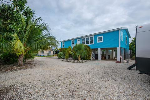 151 County Rd, Big Pine Key, FL 33043 photo 2
