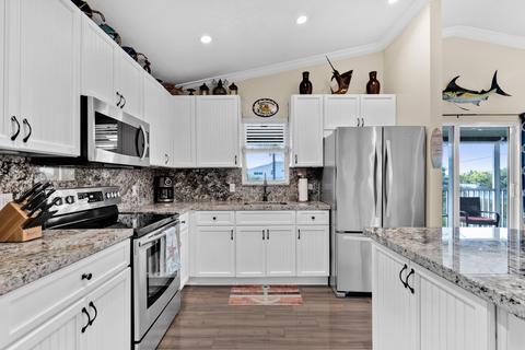 794 Bostwick Dr, Key Largo, FL 33037 photo 15