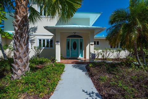 695 Pine Ln, Big Pine Key, FL 33043 photo 3