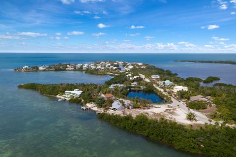 104 Sunset Dr, Marathon, FL 33050 photo 5