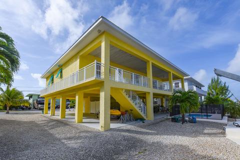 29683 Flying Cloud Ave, Big Pine Key, FL 33043 photo 2