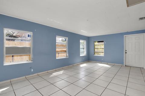 369 Buttonwood Dr, Key Largo, FL 33037 photo 4