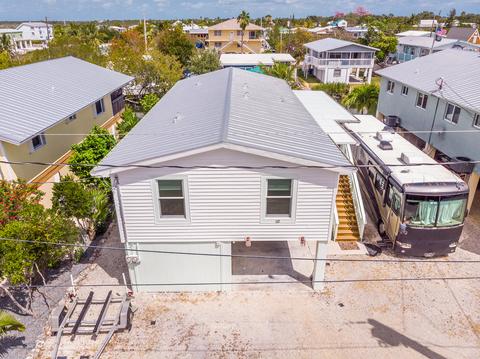 29055 Pine Ave, Big Pine Key, FL 33043 photo 4