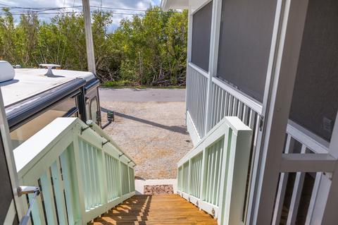 29055 Pine Ave, Big Pine Key, FL 33043 photo 11