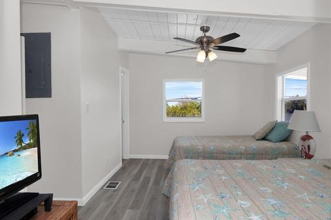 142 E Cahill Ct, Big Pine Key, FL 33043 photo 21