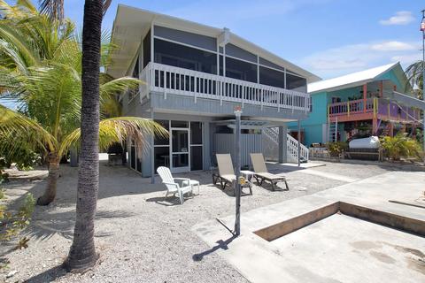 142 E Cahill Ct, Big Pine Key, FL 33043 photo 7
