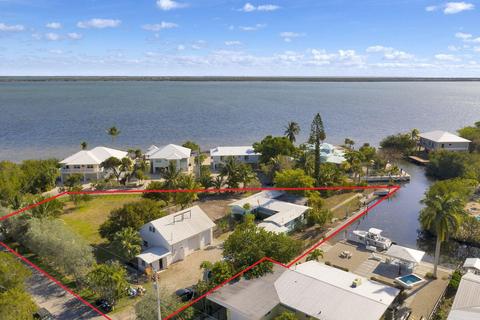 675 Pine Ln, Big Pine Key, FL 33043 photo 1
