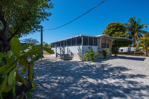 38 Cunningham Ln, Big Pine Key, FL 33043 photo 21