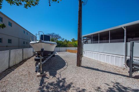 38 Cunningham Ln, Big Pine Key, FL 33043 photo 20