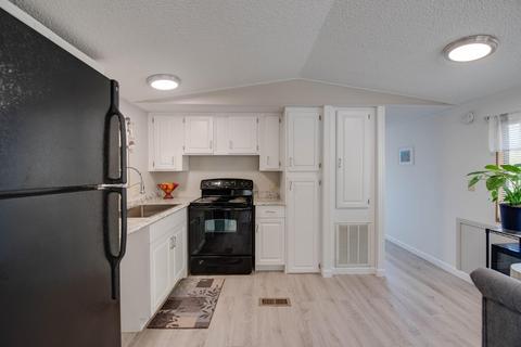 38 Cunningham Ln, Big Pine Key, FL 33043 photo 6