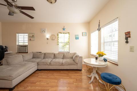 1002 Thomas St, Key West, FL 33040 photo 4