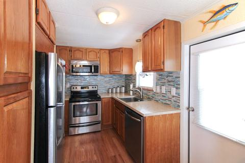 907 S Emerald Dr, Key Largo, FL 33037 photo 12