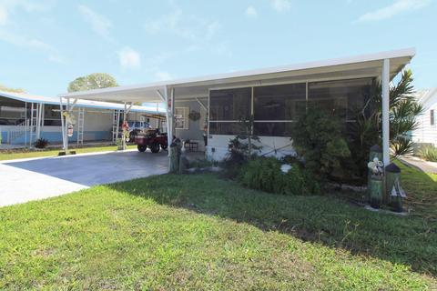 907 S Emerald Dr, Key Largo, FL 33037 photo 2