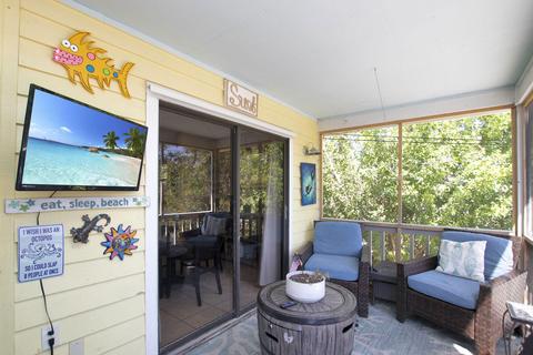 322 Lemon Ave, Marathon, FL 33050 photo 10