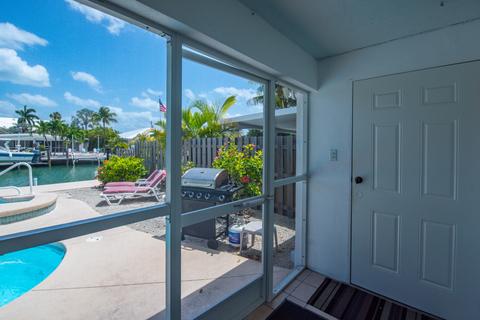 230 11th St, Key Colony, FL 33051 photo 17