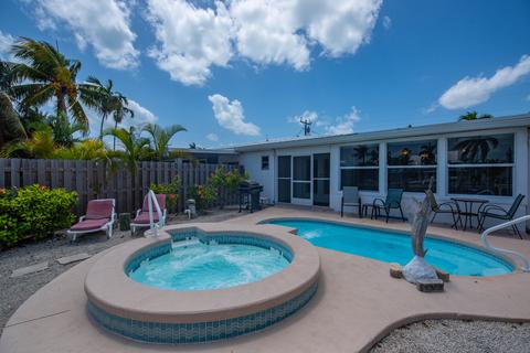 230 11th St, Key Colony, FL 33051 photo 20