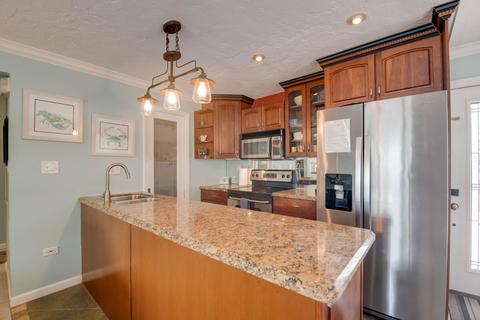 230 11th St, Key Colony, FL 33051 photo 5