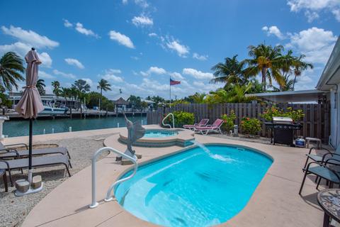 230 11th St, Key Colony, FL 33051 photo 18
