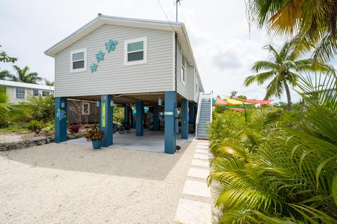 18 W Circle Dr, Key West, FL 33040 photo 1